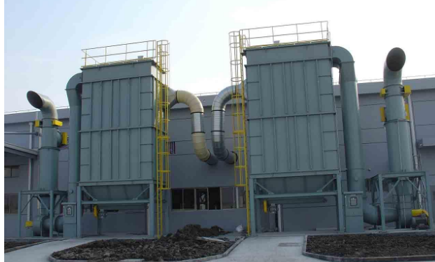 �����L��